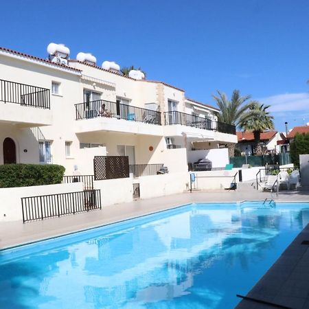 Cyking 2 Bed Apartment With Pool & 10 Min To Beach Paphos Exterior foto