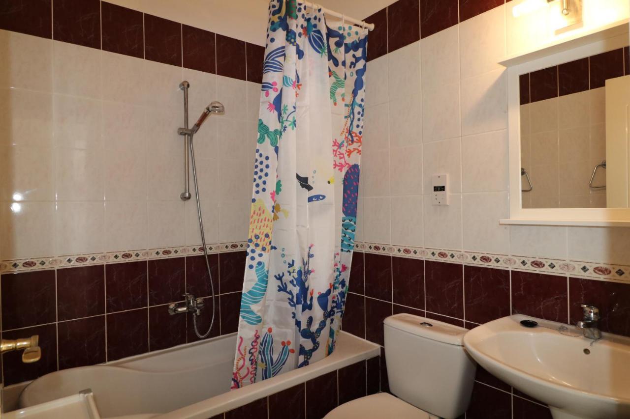 Cyking 2 Bed Apartment With Pool & 10 Min To Beach Paphos Exterior foto